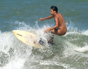 surfista-peladao