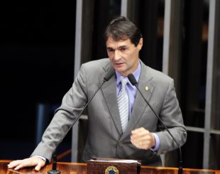 Prefeito Romero Rodrigues, do PSDB