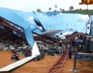 Vídeos mostram destruição após desabamento de teto de igreja na Nigéria - REUTERS TV / REUTERS